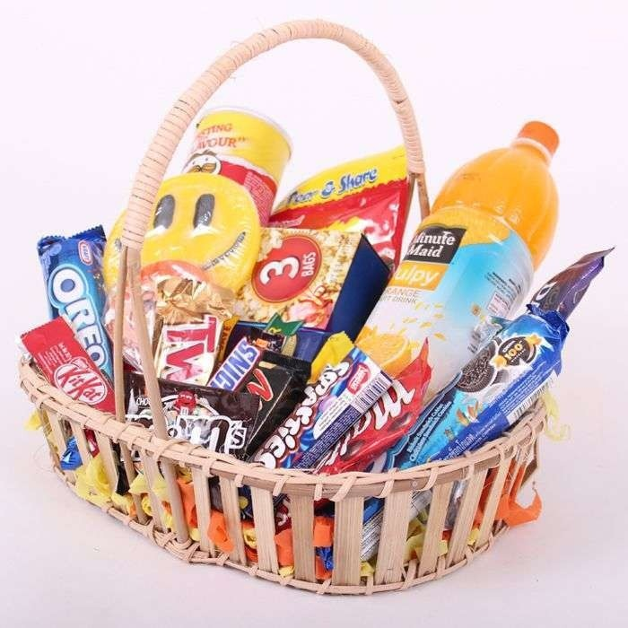 Mega Basket Gift Hamper with Premium Treats