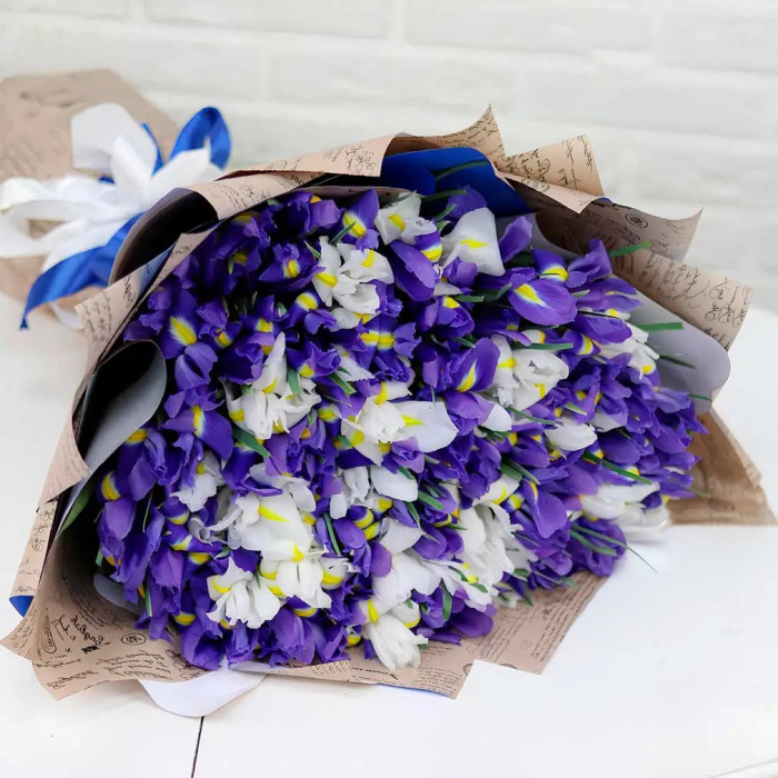 Luxury Iris Harmony Bouquet cover image 2