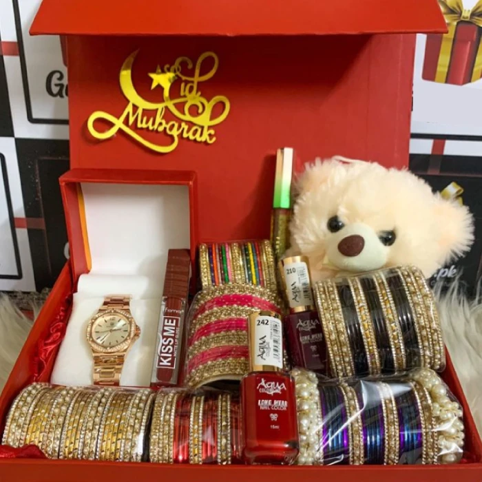 Eid Beauty Box Lip Gloss, Nail Polish, Eyeliner & More