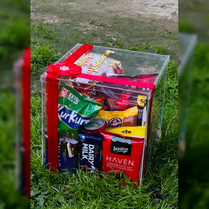 Stylish Acrylic Gift Box Luxury Transparent Gift Packaging for Elegant Gifting