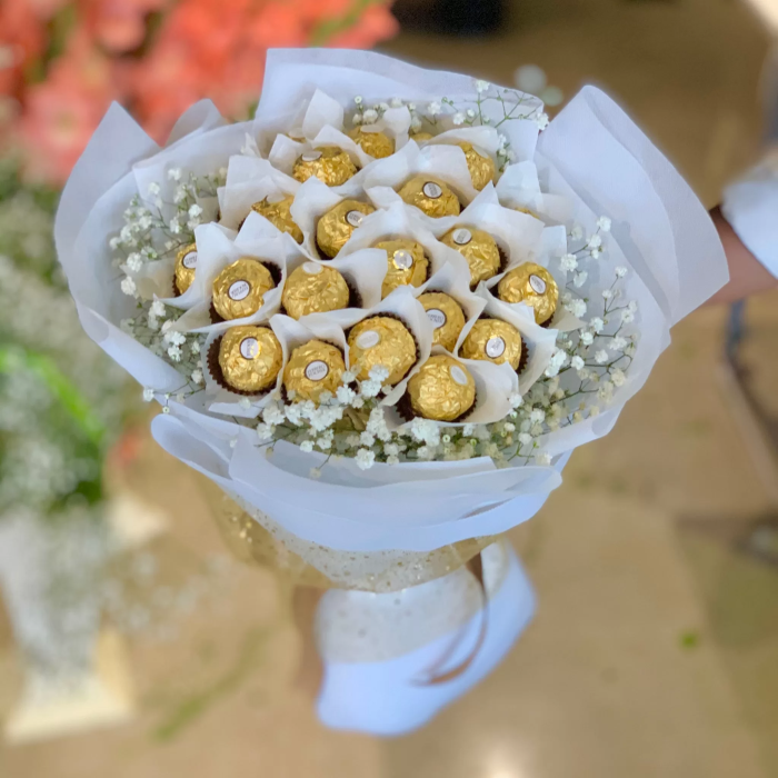 Elegant Chocolate & Flowers Gift Bouquet