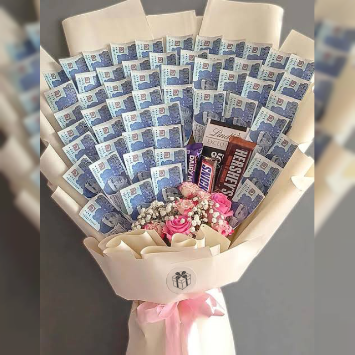 Luxury Cash Bouquet Send Gift to Pakistan