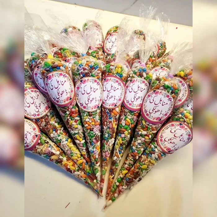 dholki Favor Cone Giveaways Elegant Confetti & Favor Cones for Guests