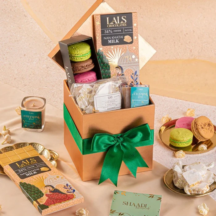 Dusky Rose Hamper Elegant Copper Keepsake Chocolate & Macaron Gift