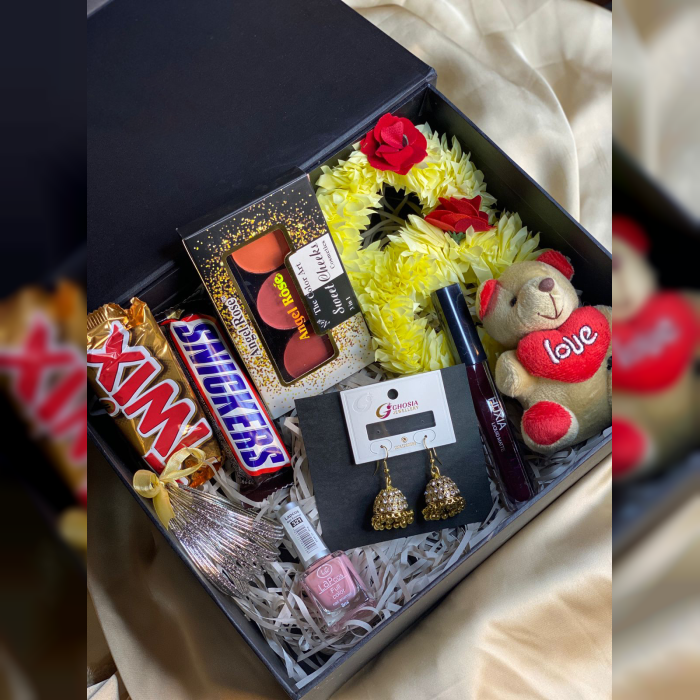 Gift for Wife Elegant Women’s Gift Box Gift for Wife Elegant Women’s Gift Box