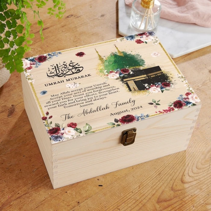 Personalized Umrah Mubarak Wooden Gift Box Custom Floral Prayer Box cover image 3