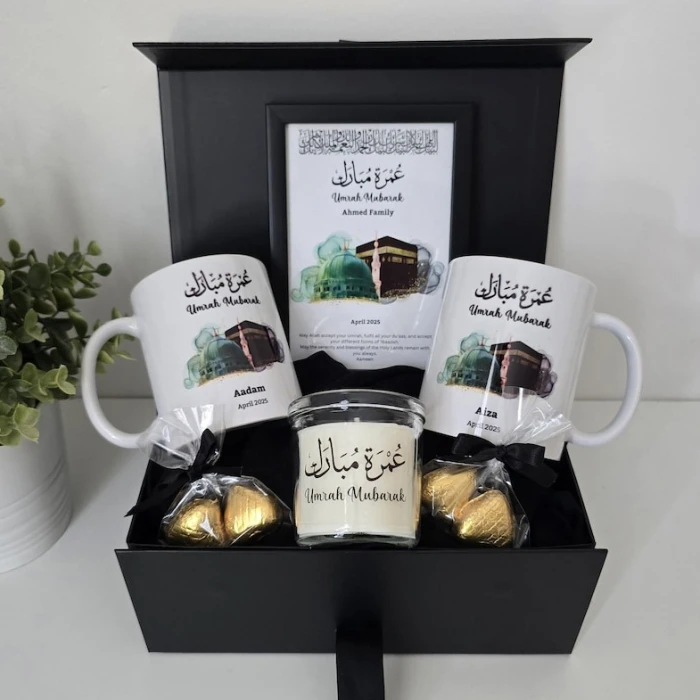Luxury Umrah Mubarak Gift Hamper Set Personalised Mug, Candle & Frame