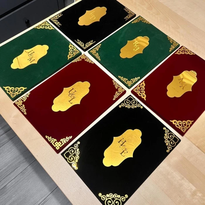 Velvet Nikkah Booklet Personalised Islamic Marriage Certificate Folder cover image 4