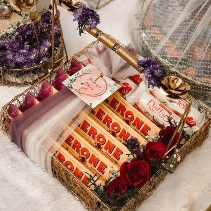 Tray of Love Elegant Snack & Chocolate Gift Set in Pakistan